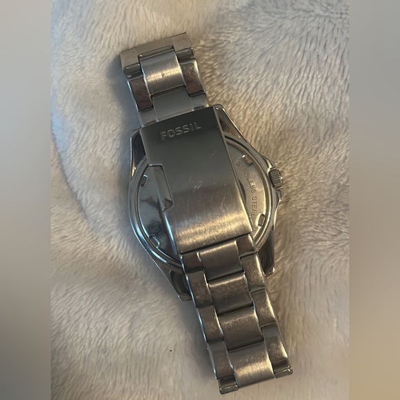 Silver Women’s Fossil Watch - Picture 2 of 2